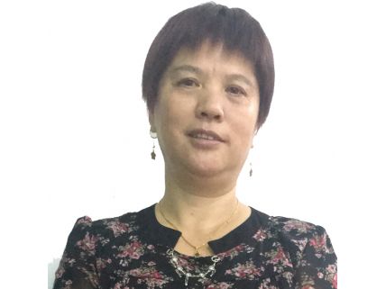 何文英51岁江西人